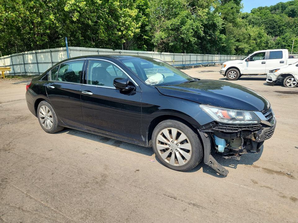 60871466 :رقم المزاد ، 1HGCR3F85EA032804 vin ، 2014 Honda Accord مزاد بيع