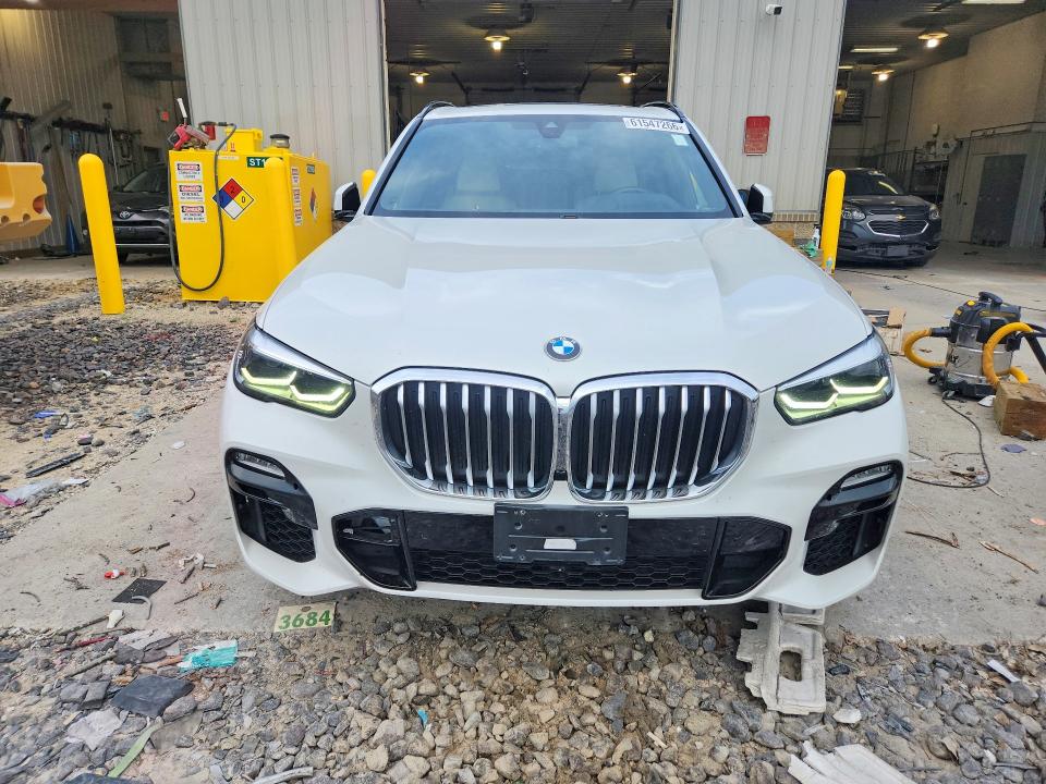 61547266 :رقم المزاد ، 5UXCR4C06M9F75244 vin ، 2021 Bmw X5 مزاد بيع