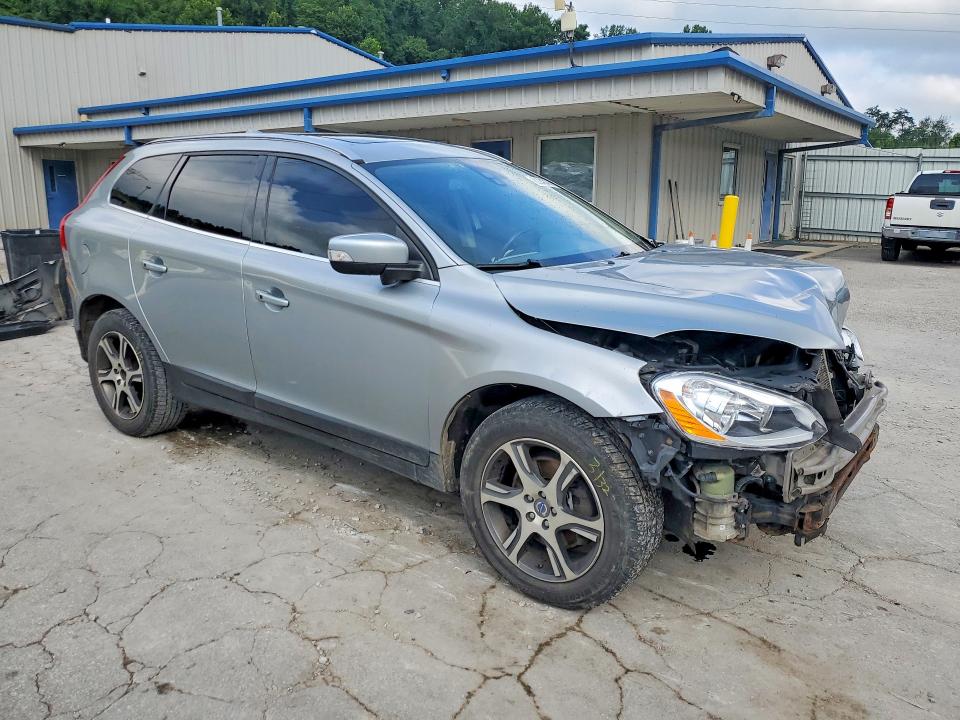 Продаж на аукціоні авто 2011 Volvo Xc60, vin: YV4902DZ4B2216854, номер лоту: 62243096