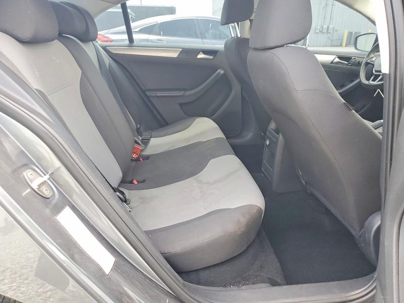 Продажа на аукционе авто 2017 Volkswagen Jetta, vin: 3VW2B7AJ5HM324649, номер лота: 60613016
