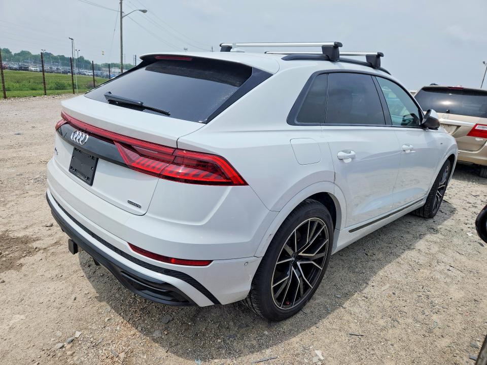 Продажа на аукционе авто 2020 Audi Q8, vin: WA1FVAF11LD010688, номер лота: 61977206