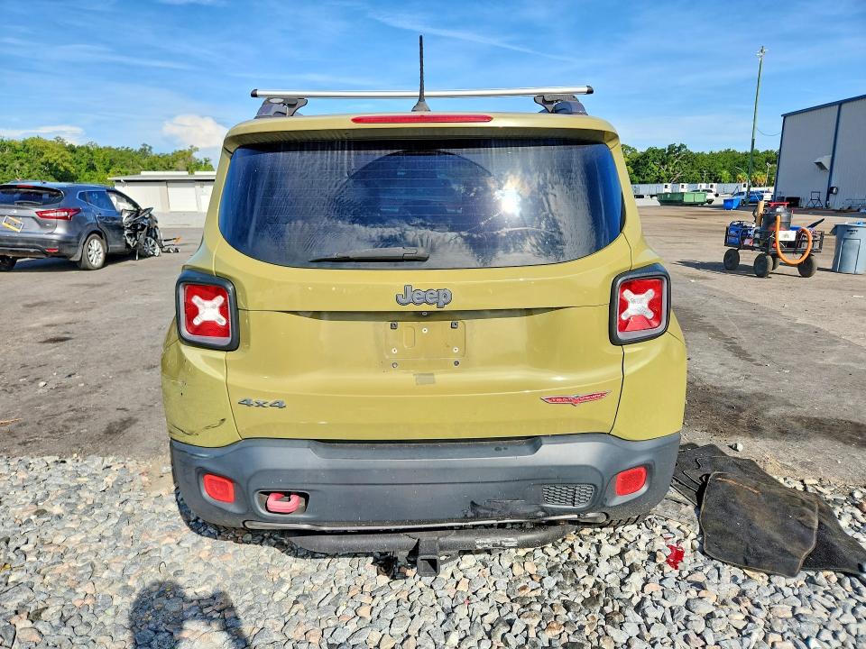 Продаж на аукціоні авто 2015 Jeep Renegade, vin: ZACCJBCT2FPB93900, номер лоту: 58901646