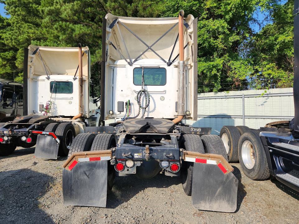 61968106 :رقم المزاد ، 1XPBA48X9JD478313 vin ، 2018 Peterbilt 579 مزاد بيع
