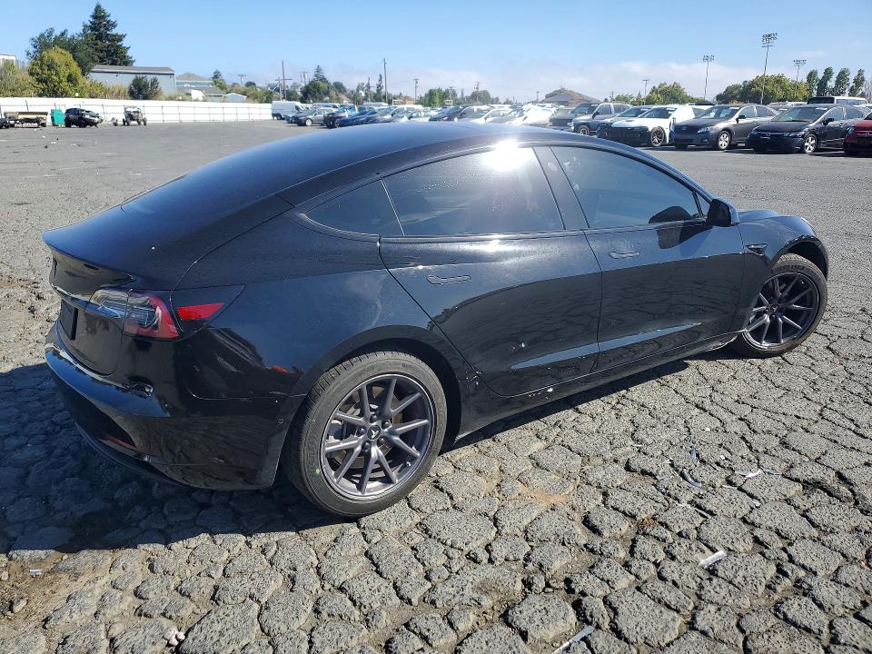 Продажа на аукционе авто 2019 Tesla Model 3, vin: 5YJ3E1EA1KF421123, номер лота: 61424476
