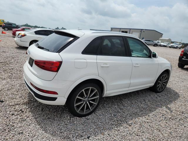 61577976 :رقم المزاد ، WA1BCCFS0JR023943 vin ، 2018 Audi Q3 مزاد بيع