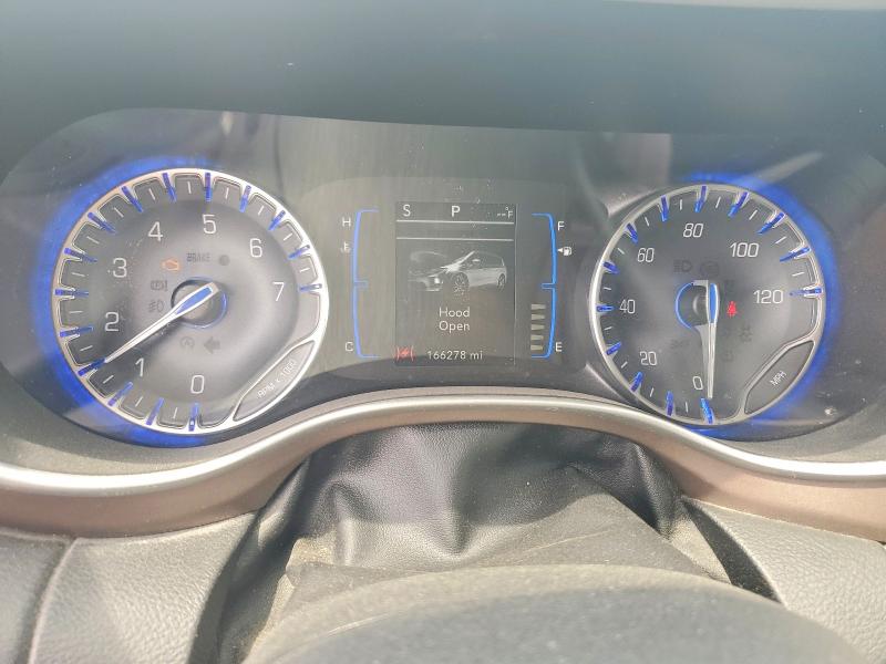 62945056 :رقم المزاد ، 2C4RC1BG4JR106893 vin ، 2018 Chrysler Pacifica مزاد بيع