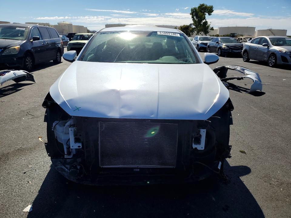 Продажа на аукционе авто 2019 Hyundai Elantra, vin: 5NPD74LF1KH419386, номер лота: 61053146