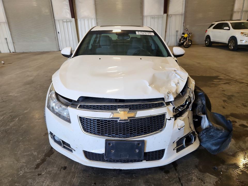 61029726 :رقم المزاد ، 1G1PC5SB1D7320130 vin ، 2013 Chevrolet Cruze مزاد بيع