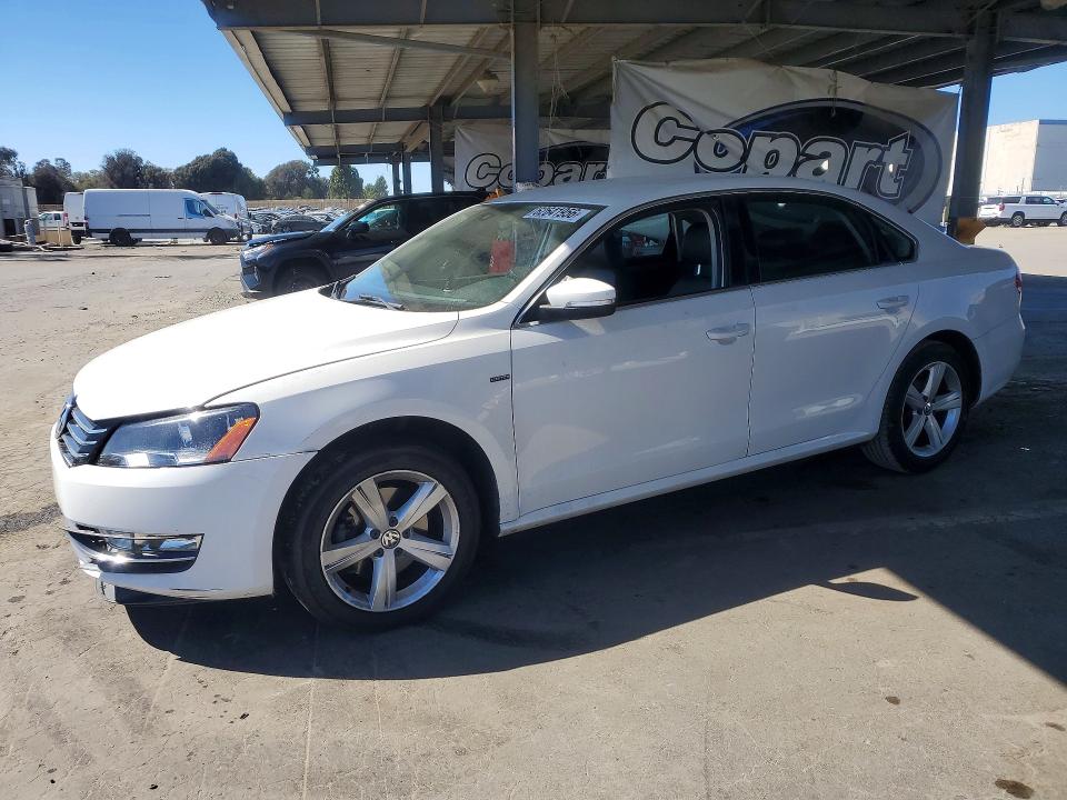 Aukcja sprzedaży 2015 Volkswagen Passat, vin: 1VWAT7A33FC095235, numer aukcji: 62641956
