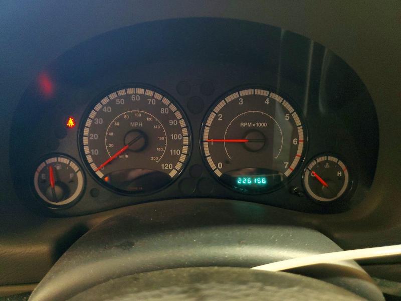 2005 Jeep Liberty მანქანა იყიდება აუქციონზე, vin: 1J4GL48K75W557733, აუქციონის ნომერი: 60649136