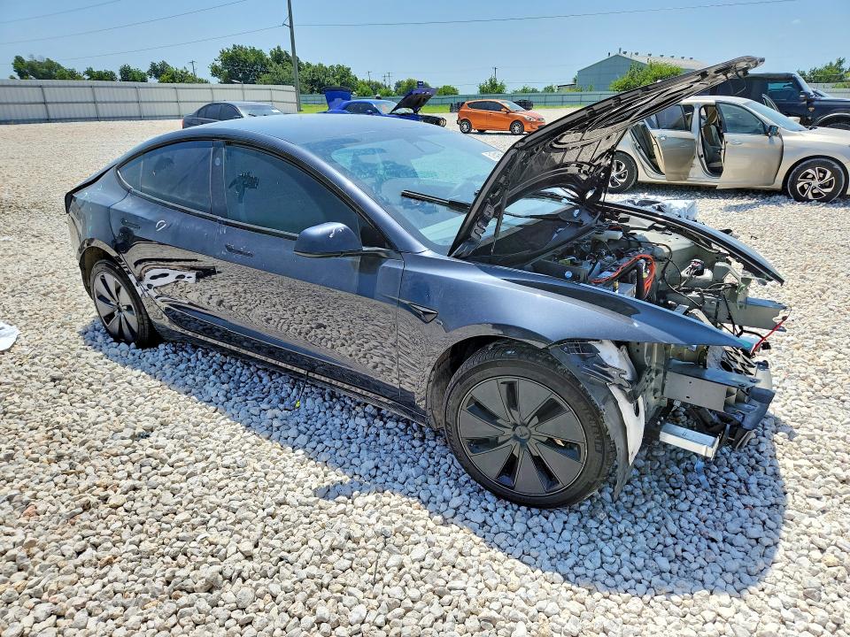 61541686 :رقم المزاد ، 5YJ3E1EA1SF010434 vin ، 2025 Tesla Model 3 مزاد بيع