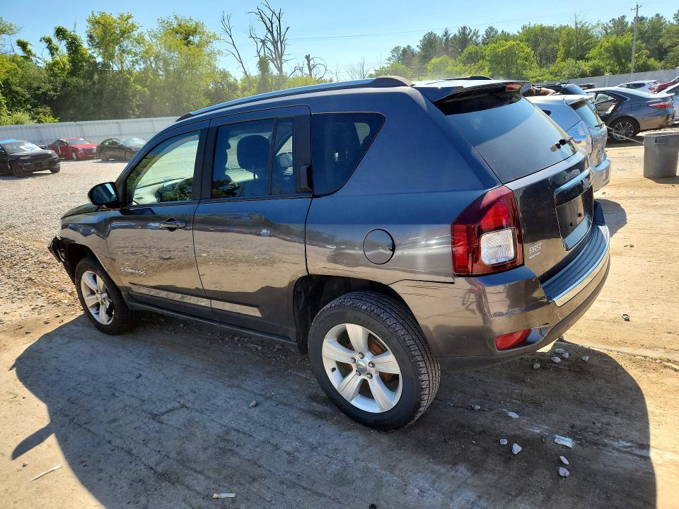 62595766 :رقم المزاد ، 1C4NJCEAXFD209849 vin ، 2015 Jeep Compass مزاد بيع