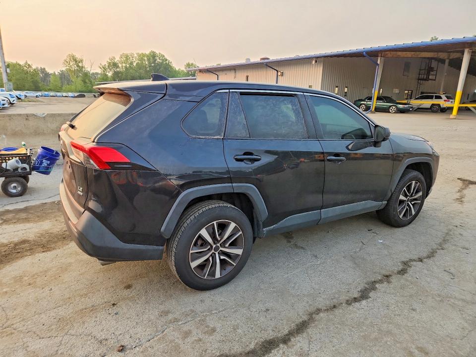 61140466 :رقم المزاد ، 2T3F1RFVXNC288953 vin ، 2022 Toyota Rav4 مزاد بيع