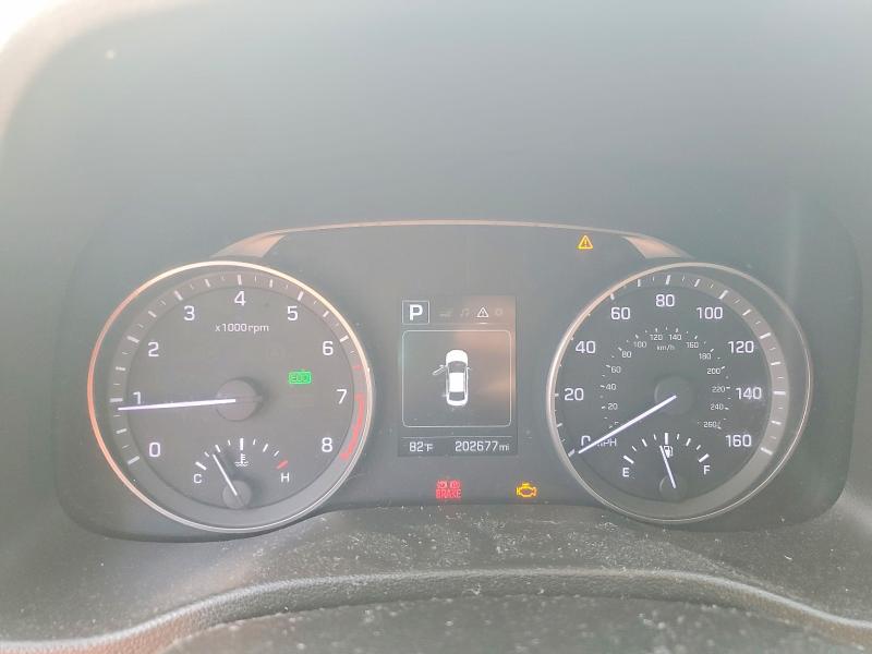 62642676 :رقم المزاد ، 5NPD84LF2JH231763 vin ، 2018 Hyundai Elantra مزاد بيع
