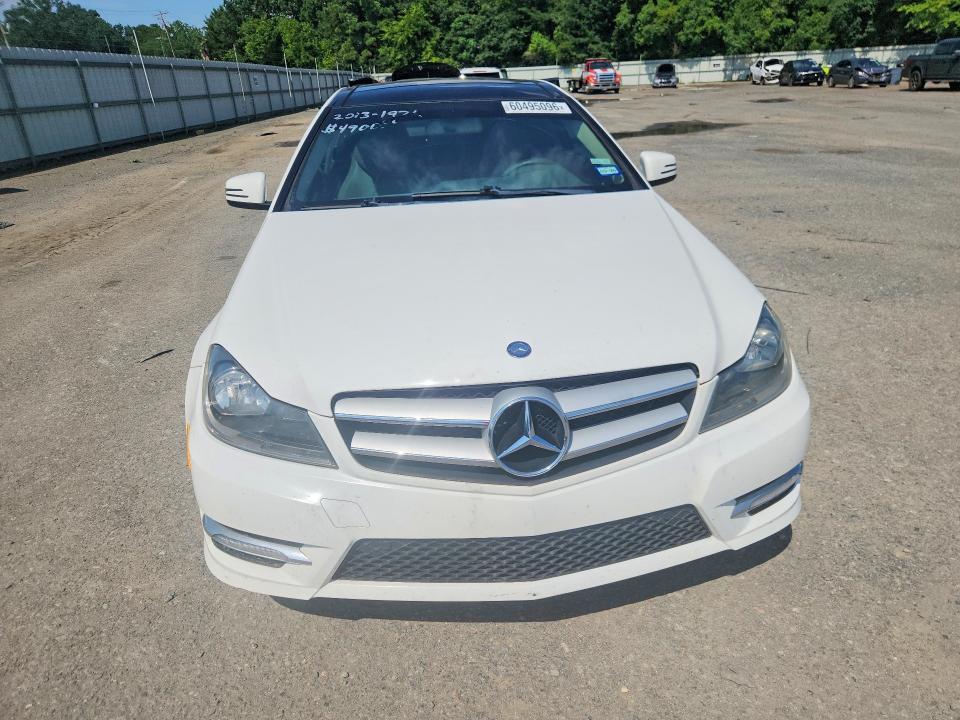 Продаж на аукціоні авто 2013 Mercedes-benz C, vin: WDDGJ4HB7DG052513, номер лоту: 60495096