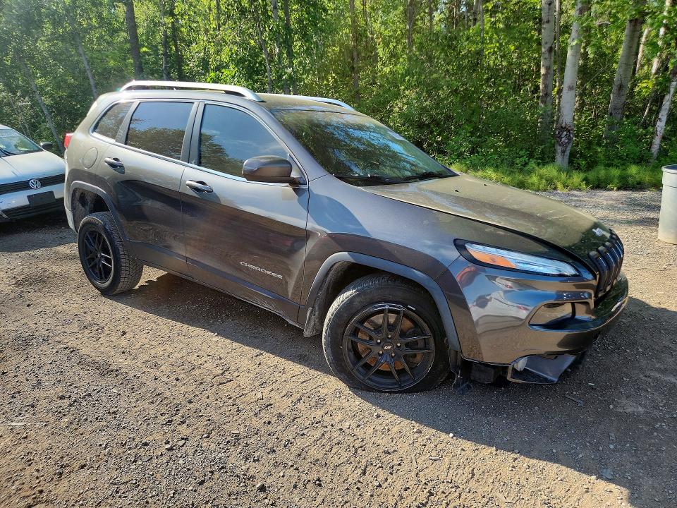 59245916 :رقم المزاد ، 1C4PJMCS7EW168108 vin ، 2014 Jeep Cherokee مزاد بيع