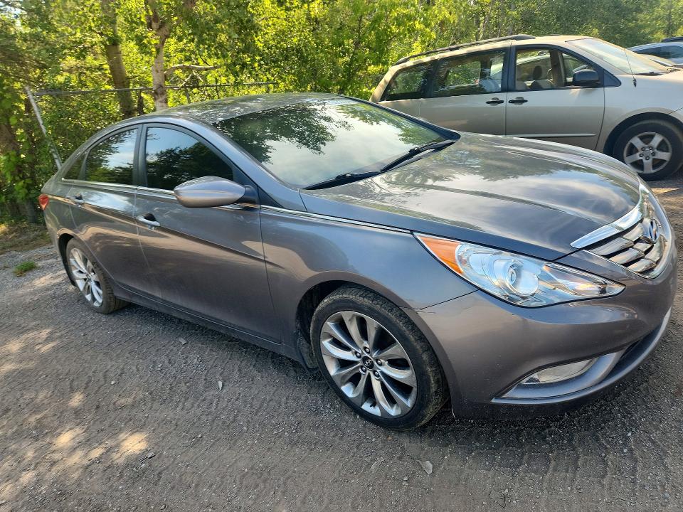 60327246 :رقم المزاد ، 5NPEB4ACXCH327240 vin ، 2012 Hyundai Sonata مزاد بيع
