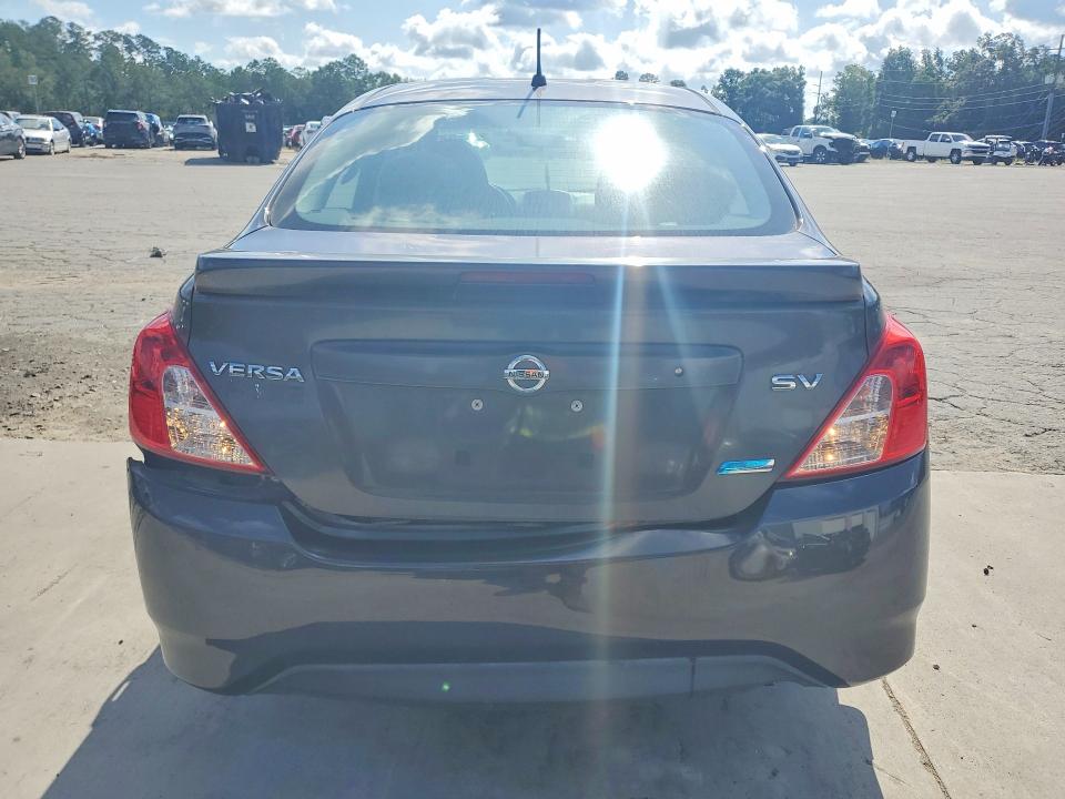 2015 Nissan Versa მანქანა იყიდება აუქციონზე, vin: 3N1CN7AP8FL833899, აუქციონის ნომერი: 59989916