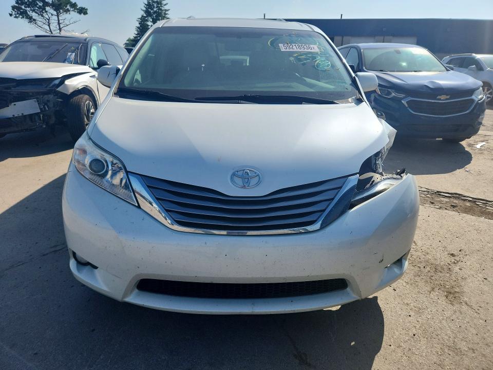 2016 Toyota Sienna მანქანა იყიდება აუქციონზე, vin: 5TDDK3DCXGS143384, აუქციონის ნომერი: 59218936