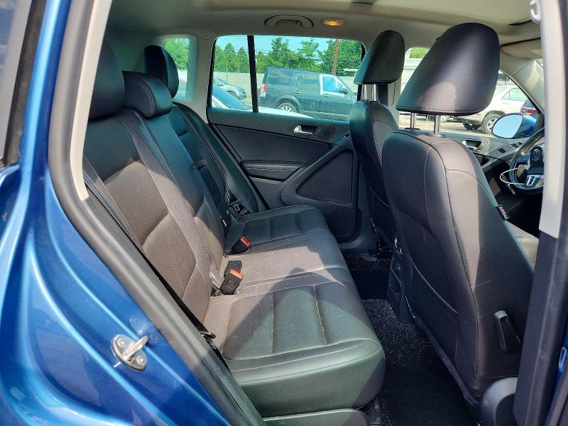 2017 Volkswagen Tiguan მანქანა იყიდება აუქციონზე, vin: WVGSV7AX6HK006914, აუქციონის ნომერი: 62201556