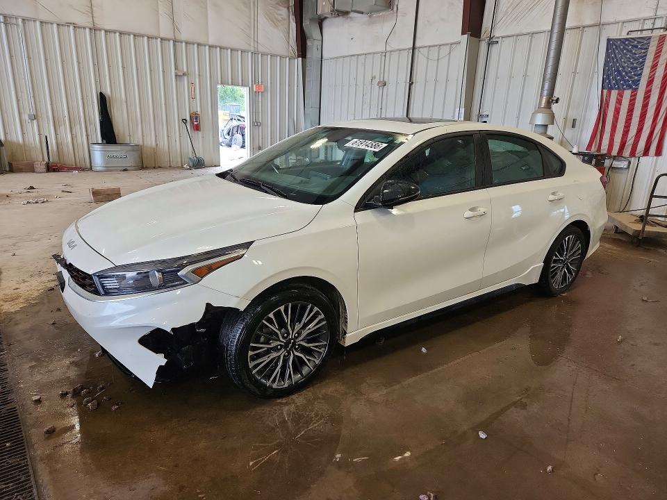 Продажа на аукционе авто 2024 Kia Forte, vin: 3KPF54AD8RE766860, номер лота: 61914586
