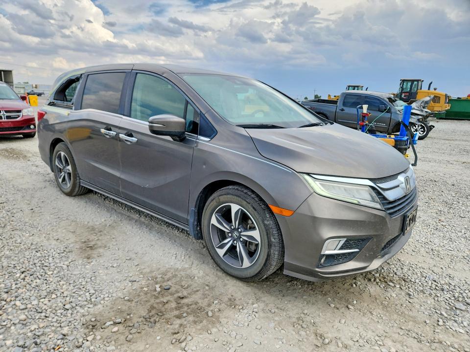 61608916 :رقم المزاد ، 5FNRL6H81KB103296 vin ، 2019 Honda Odyssey مزاد بيع