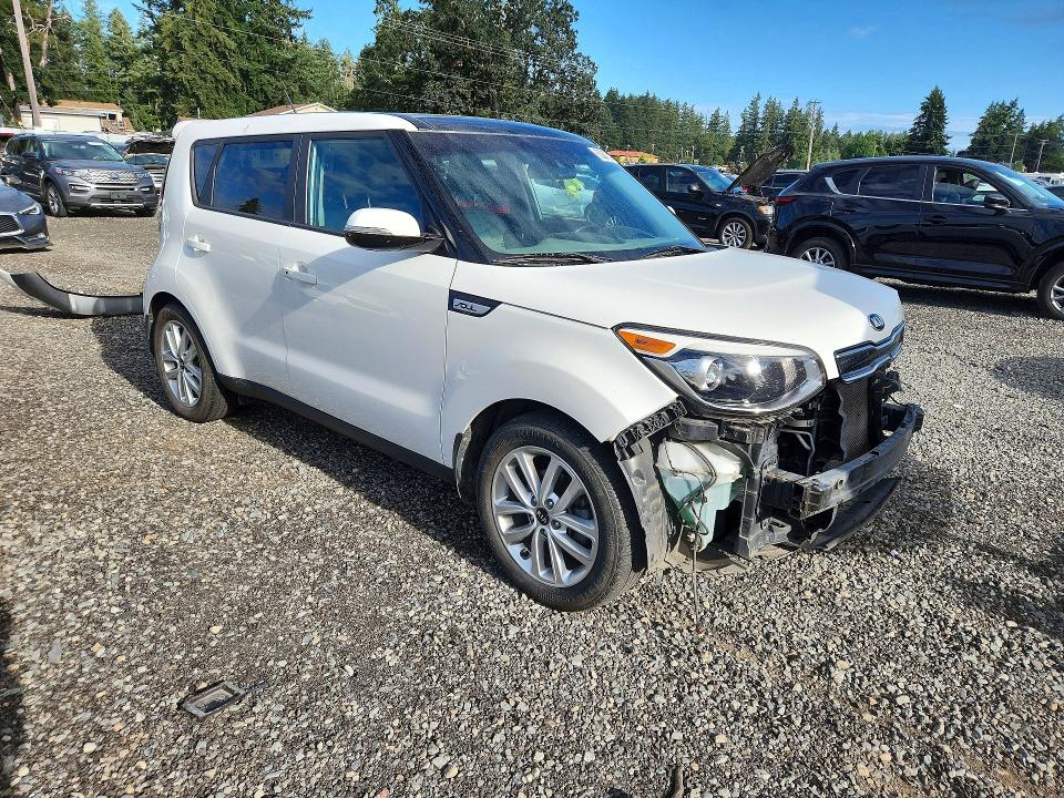 Продаж на аукціоні авто 2017 Kia Soul, vin: KNDJP3A54H7458056, номер лоту: 62275196