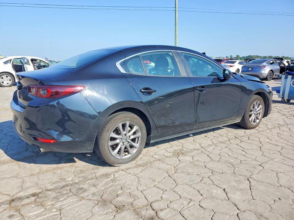 63339046 :رقم المزاد ، 3MZBPAA77NM307463 vin ، 2022 Mazda 3 مزاد بيع
