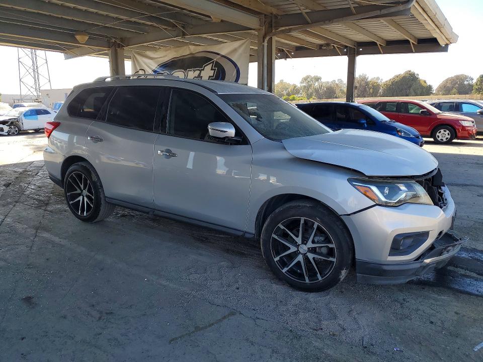 Продаж на аукціоні авто 2017 Nissan Pathfinder, vin: 5N1DR2MN2HC661723, номер лоту: 61975206