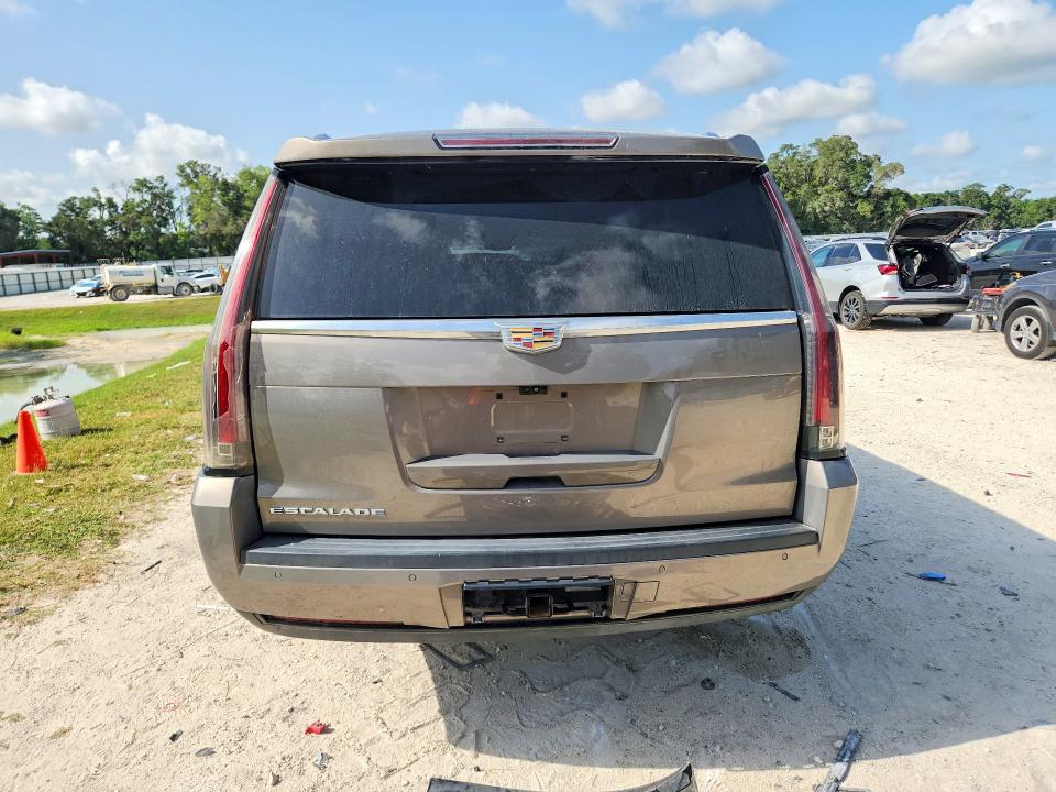 2018 Cadillac Escalade მანქანა იყიდება აუქციონზე, vin: 1GYS3HKJXJR297211, აუქციონის ნომერი: 60050166
