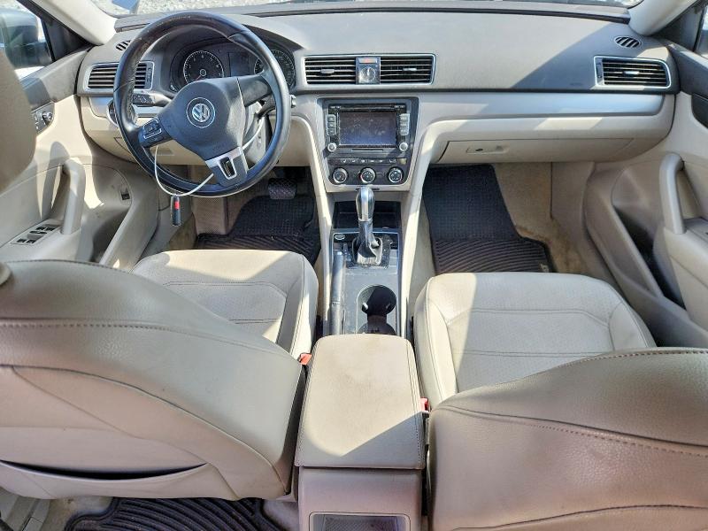 Продажа на аукционе авто 2015 Volkswagen Passat, vin: 1VWAS7A38FC071306, номер лота: 61752906
