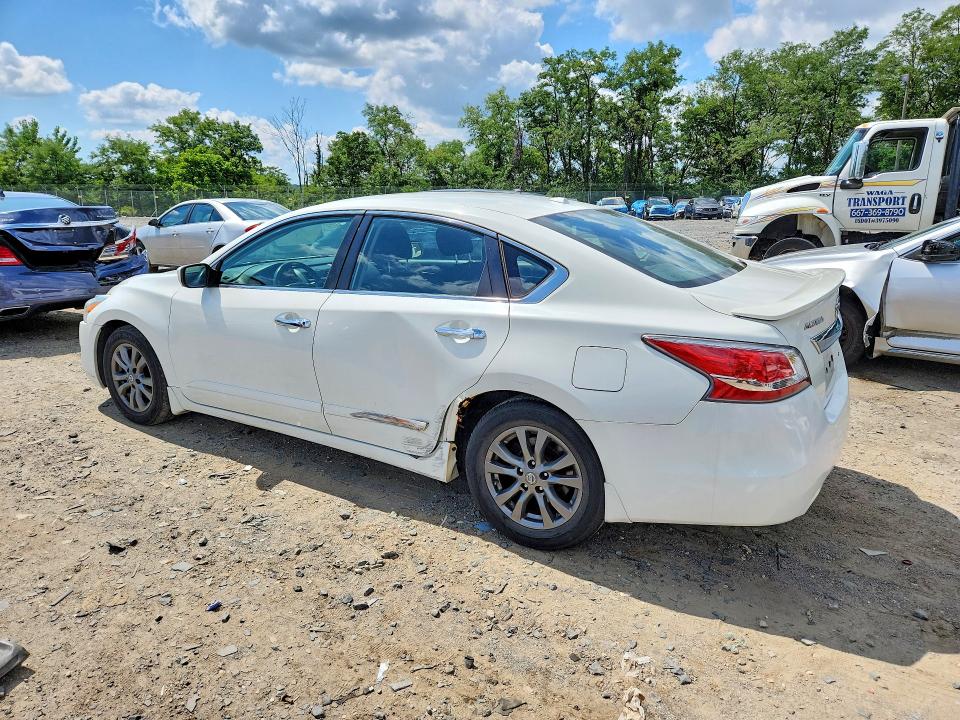 Продажа на аукционе авто 2015 Nissan Altima, vin: 1N4AL3AP4FN900684, номер лота: 63482566