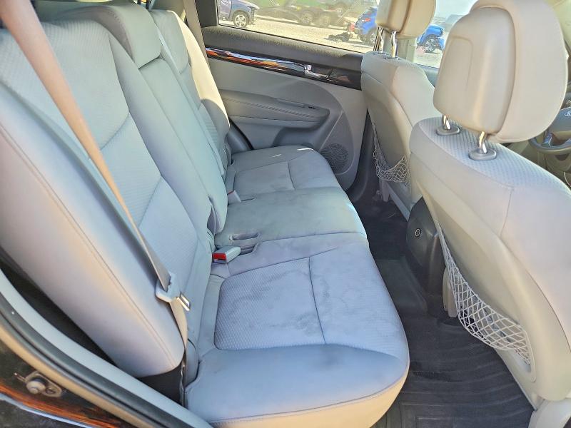 2011 Kia Sorento მანქანა იყიდება აუქციონზე, vin: 5XYKTDA27BG050818, აუქციონის ნომერი: 60994136
