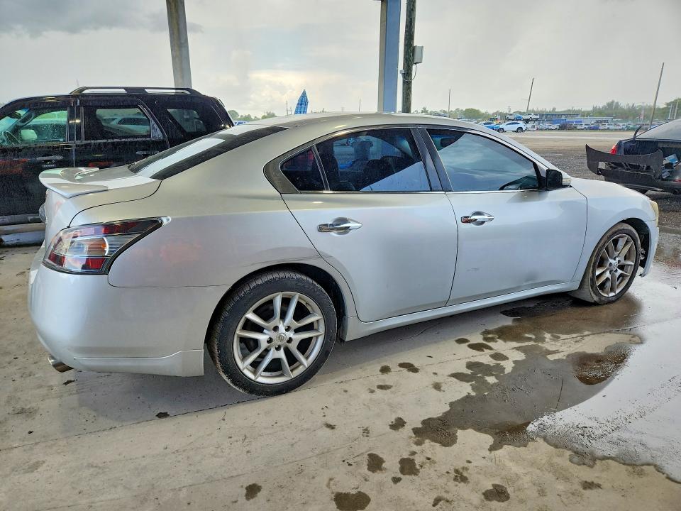 2014 Nissan Maxima მანქანა იყიდება აუქციონზე, vin: 1N4AA5APXEC492221, აუქციონის ნომერი: 60302916