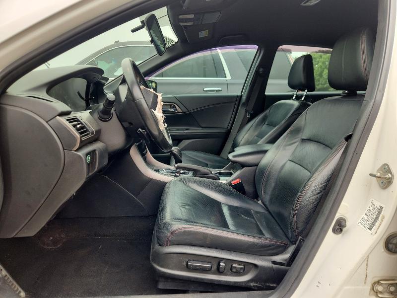 61059576 :رقم المزاد ، 1HGCR2F12HA072890 vin ، 2017 Honda Accord مزاد بيع