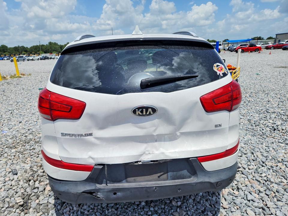 61671296 :رقم المزاد ، KNDPC3AC4F7687466 vin ، 2015 Kia Sportage مزاد بيع