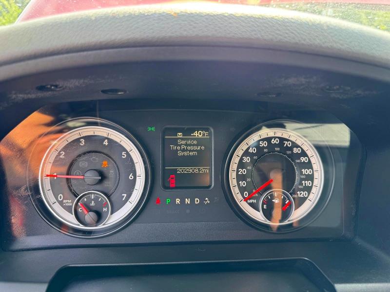 62199496 :رقم المزاد ، 1C6RR7FT3DS725536 vin ، 2013 Ram 1500 مزاد بيع