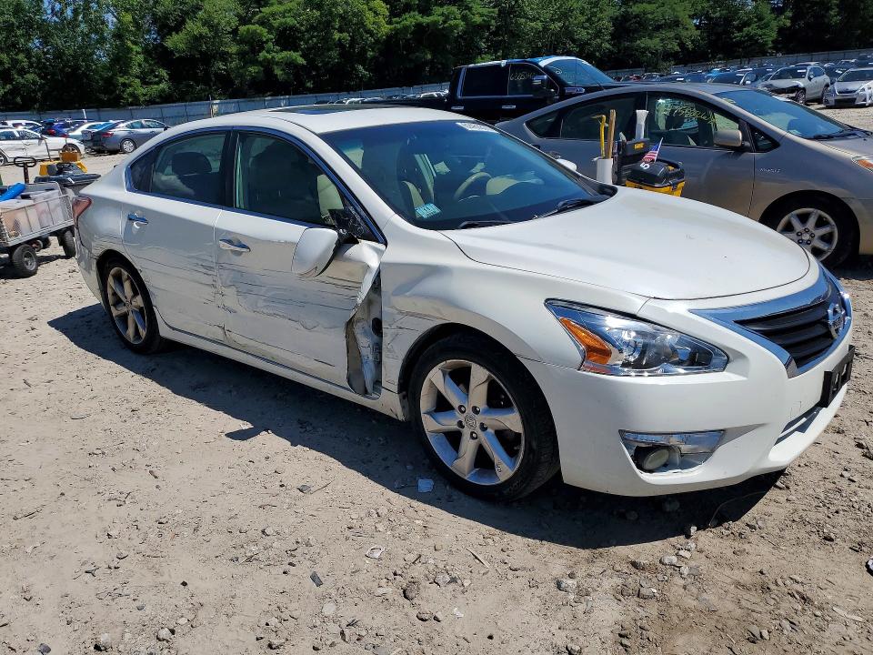2013 Nissan Altima მანქანა იყიდება აუქციონზე, vin: 1N4BL3AP7DN582495, აუქციონის ნომერი: 62466606