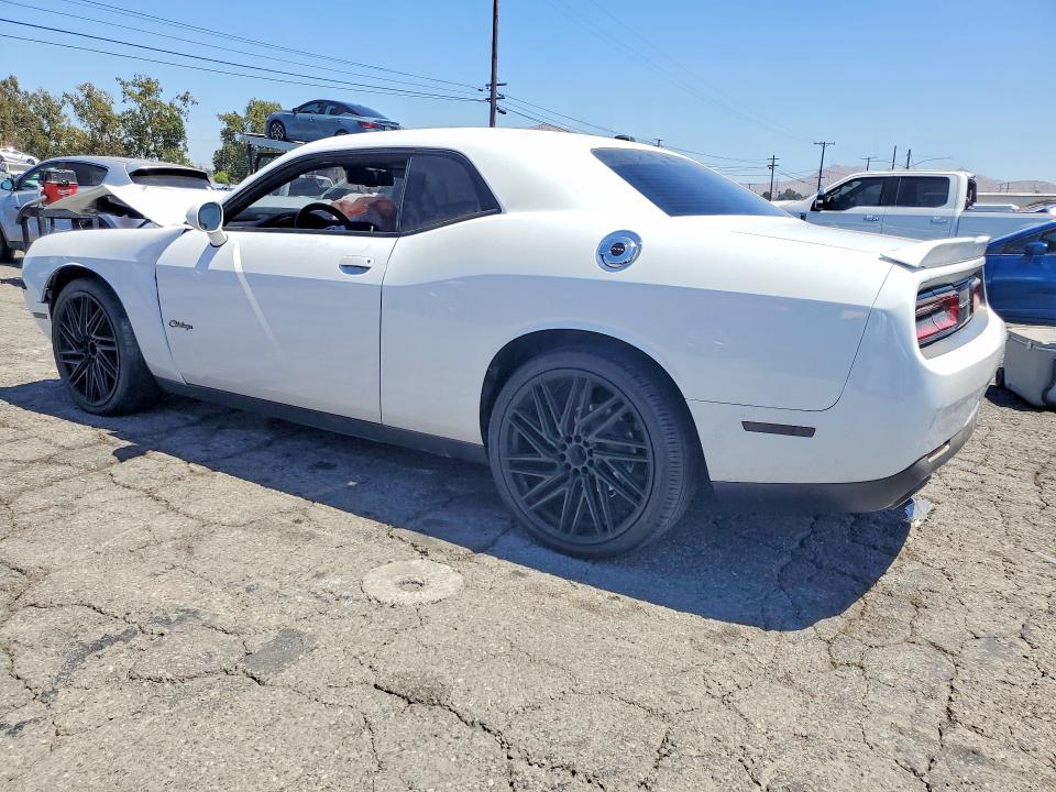 Продаж на аукціоні авто 2015 Dodge Challenger, vin: 2C3CDZAGXFH740228, номер лоту: 63060356