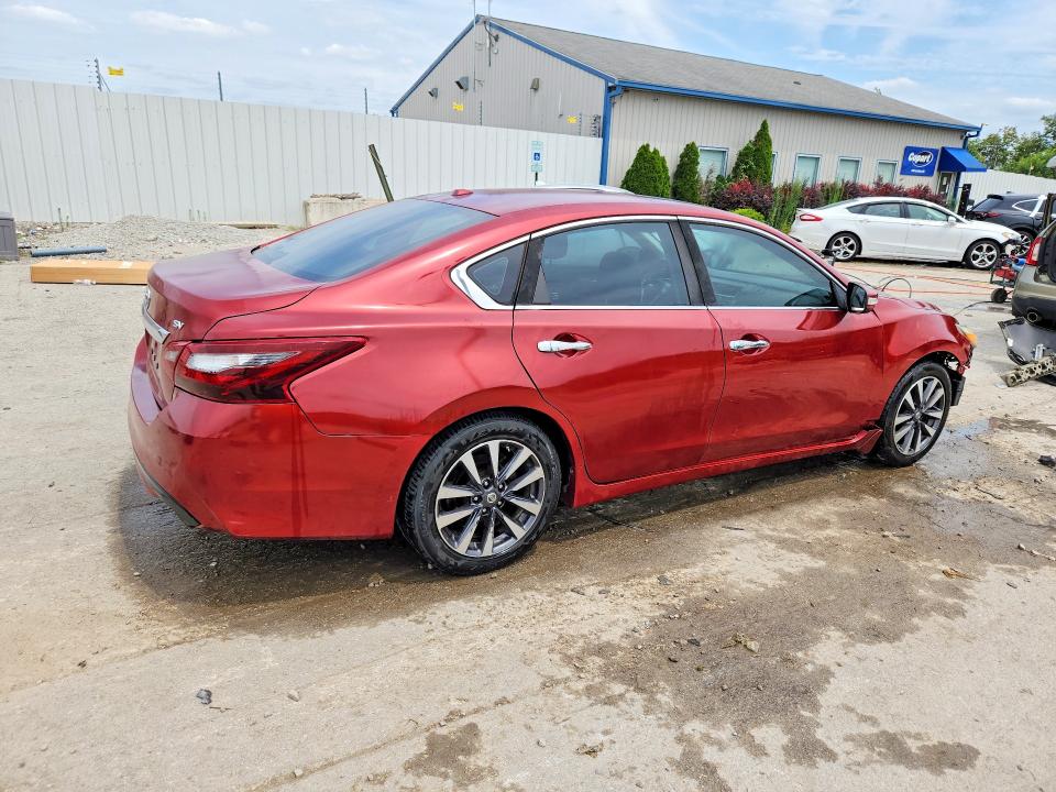 Продажа на аукционе авто 2017 Nissan Altima, vin: 1N4AL3AP4HC204437, номер лота: 63134706