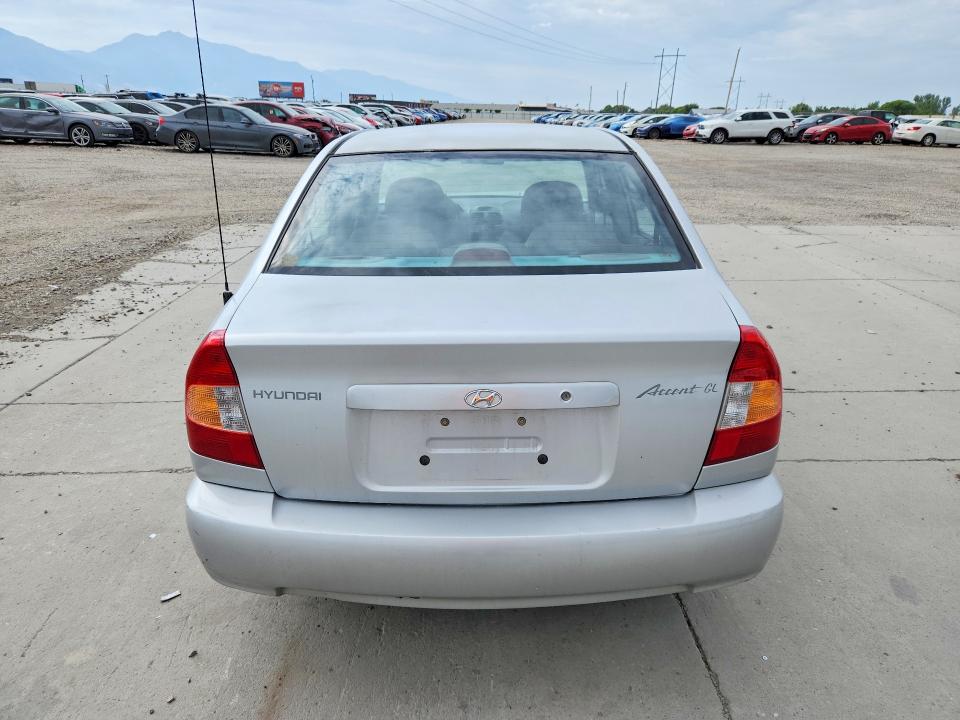 62203886 :رقم المزاد ، KMHCG45C92U336739 vin ، 2002 Hyundai Accent مزاد بيع