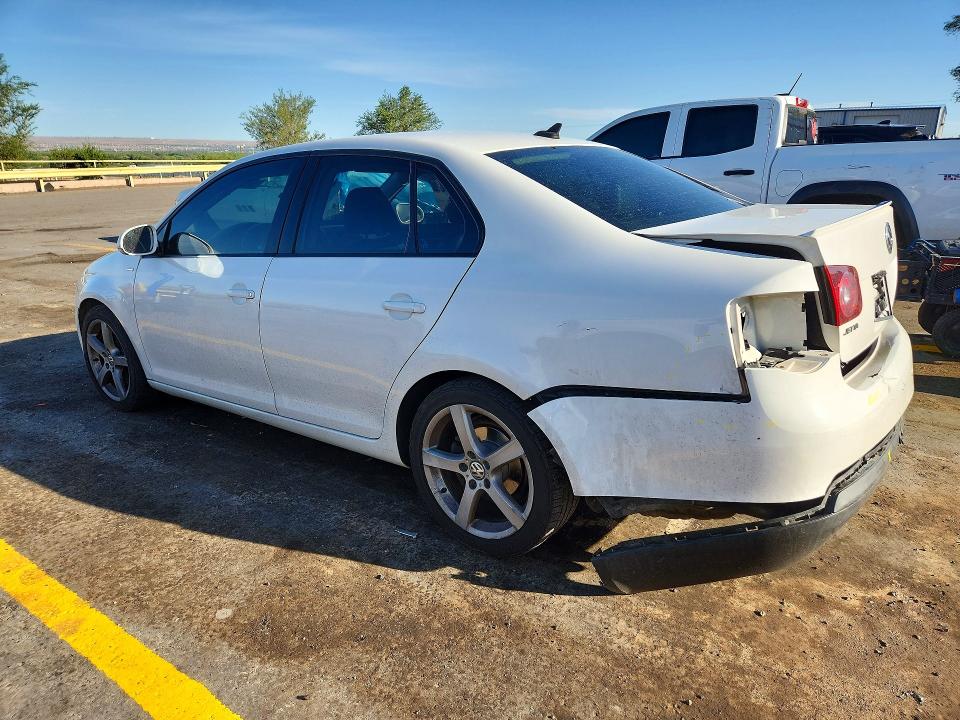 Продаж на аукціоні авто 2010 Volkswagen Jetta, vin: 3VWRJ7AJ1AM015199, номер лоту: 62844726