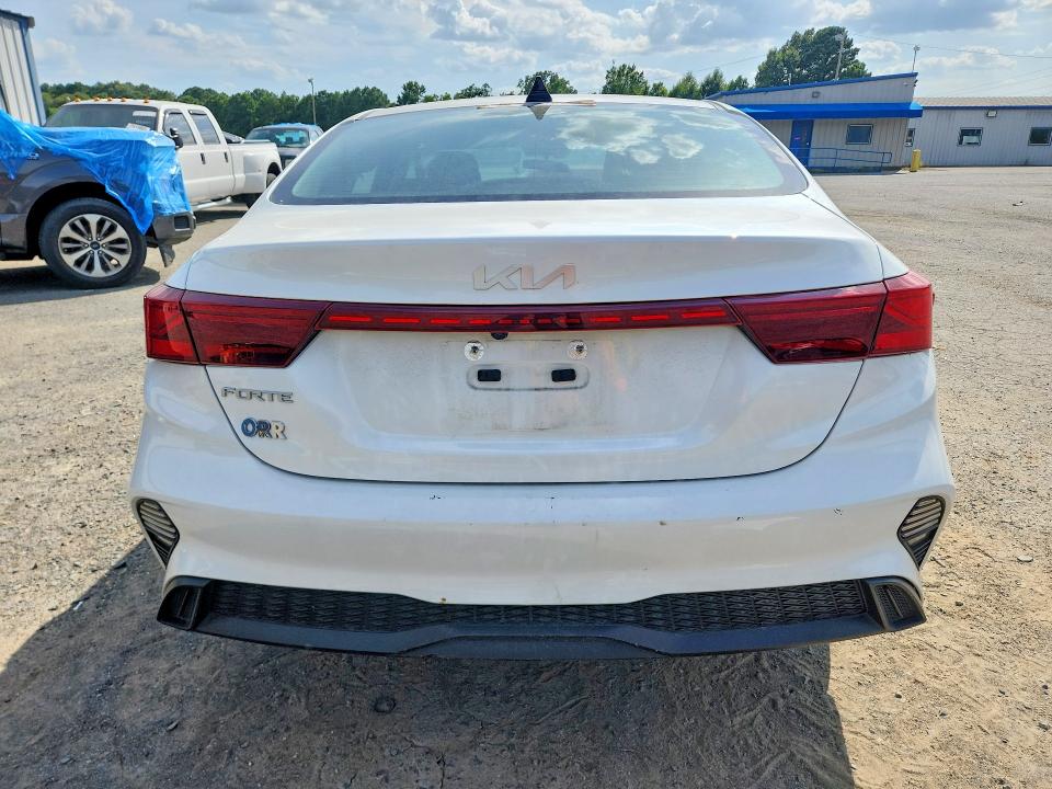 62153206 :رقم المزاد ، 3KPF24AD8PE647003 vin ، 2023 Kia Forte مزاد بيع