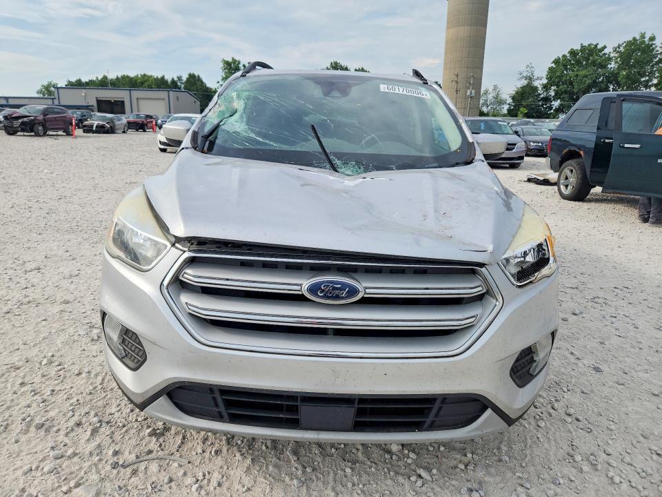 Продаж на аукціоні авто 2018 Ford Escape, vin: 1FMCU0GD4JUA76076, номер лоту: 60170006