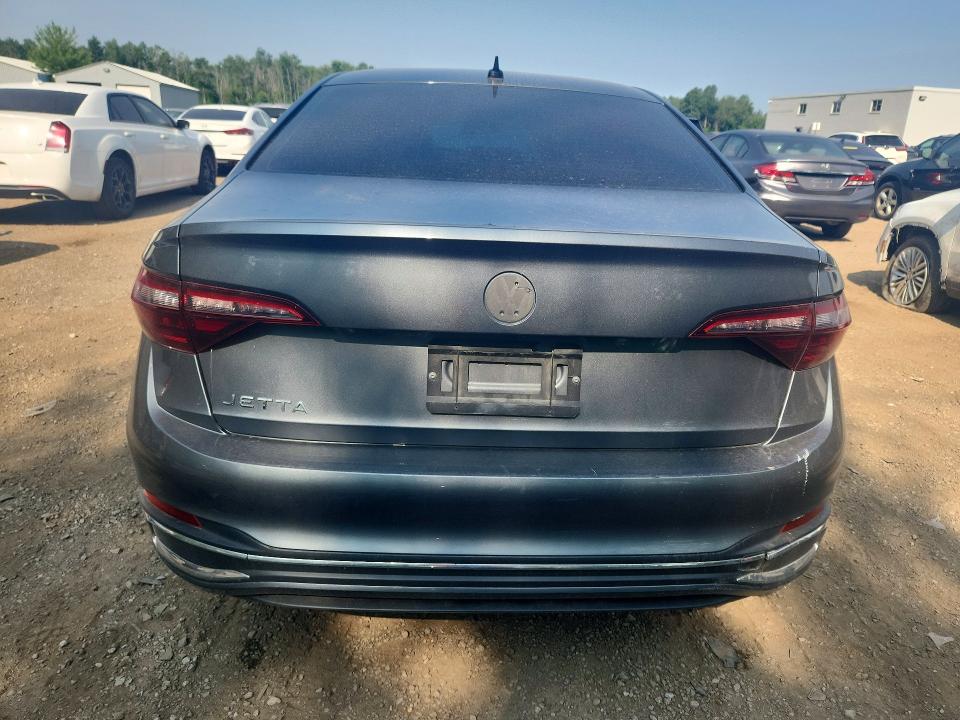 55995516 :رقم المزاد ، 3VWGM7BU5PM055026 vin ، 2023 Volkswagen Jetta مزاد بيع