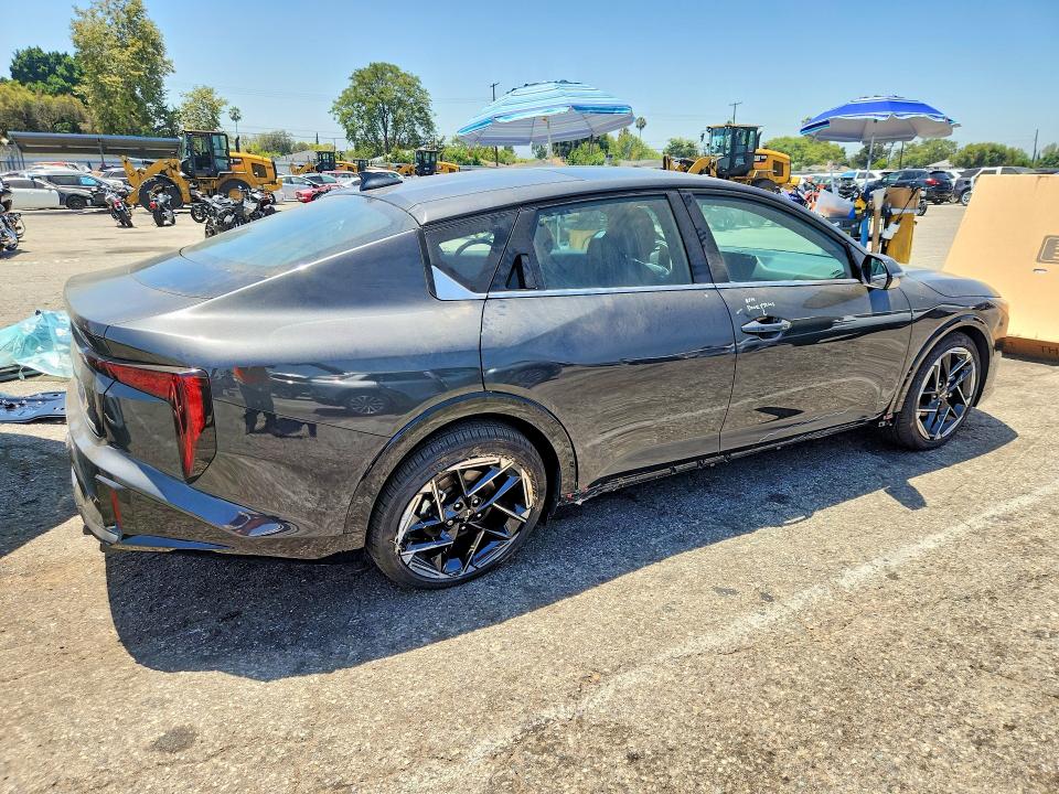 Продажа на аукционе авто 2025 Kia K4, vin: 3KPFW4DE9SE242673, номер лота: 60662766