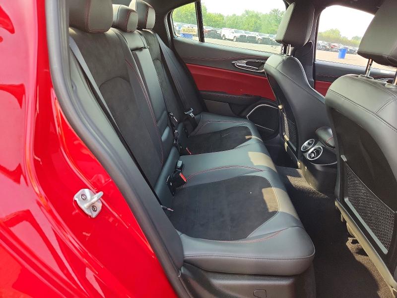 Продажа на аукционе авто 2018 Alfa Romeo Giulia, vin: ZARFAEAV9J7592849, номер лота: 61569616