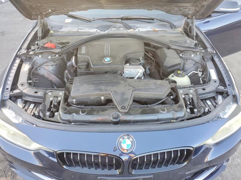 2015 Bmw 328 მანქანა იყიდება აუქციონზე, vin: WBA3A5G50FNS91679, აუქციონის ნომერი: 60175316