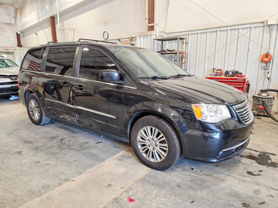 60791896 :رقم المزاد ، 2C4RC1CG1FR707880 vin ، 2015 Chrysler Town & Country مزاد بيع
