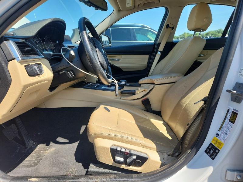 61144056 :رقم المزاد ، WBA8A3C58JA505012 vin ، 2018 Bmw 320 مزاد بيع